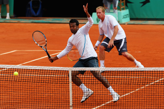 图文-[法网]德卢西/佩斯男双夺冠 佩斯封网成功_网球频道_nike新浪