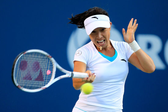 图文罗杰斯杯郑洁不敌小威无缘八强郑洁大力击球